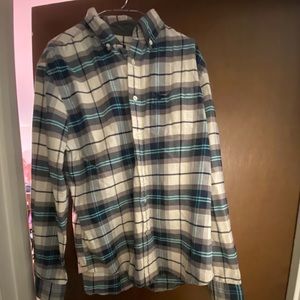 Men’s button down American Eagle shirt